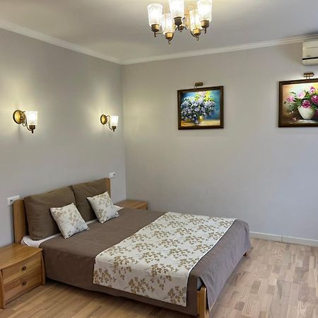 Apartment Kvitka Leopoli Esterno foto